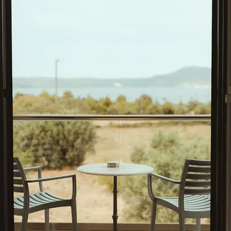λιμανάκι 3*