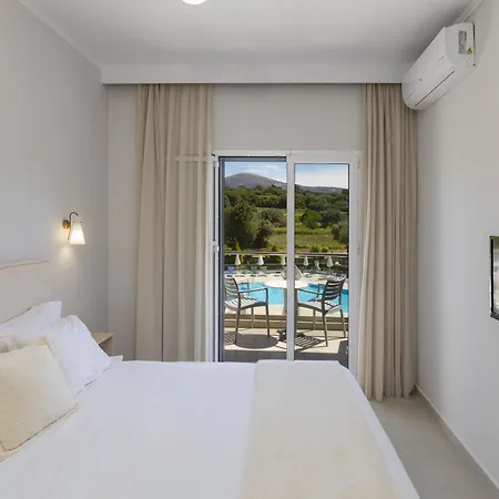 Limanaki 3*