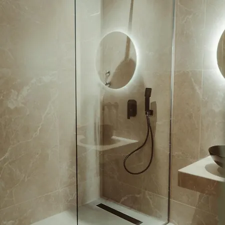 Limanaki Hotell